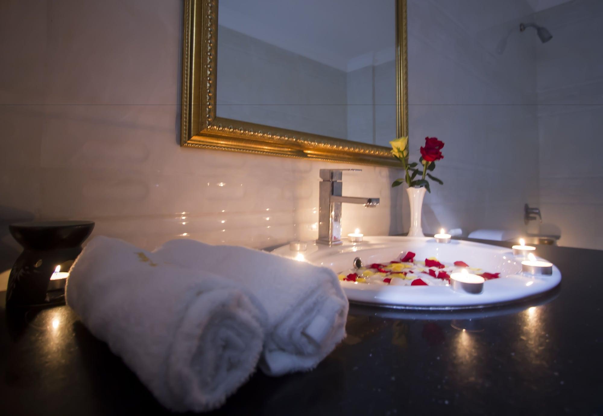 Good Luck Day Hotel & Apartment Phnom Penh Esterno foto