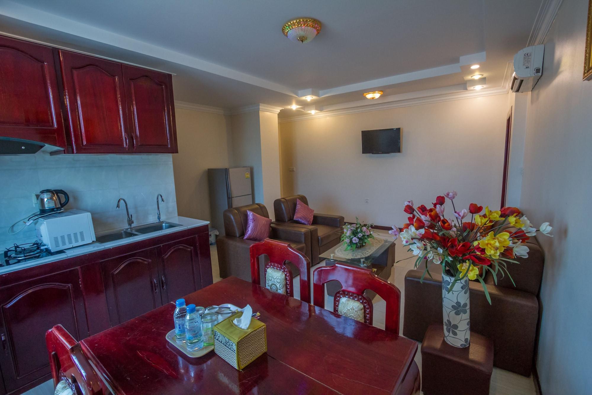 Good Luck Day Hotel & Apartment Phnom Penh Esterno foto