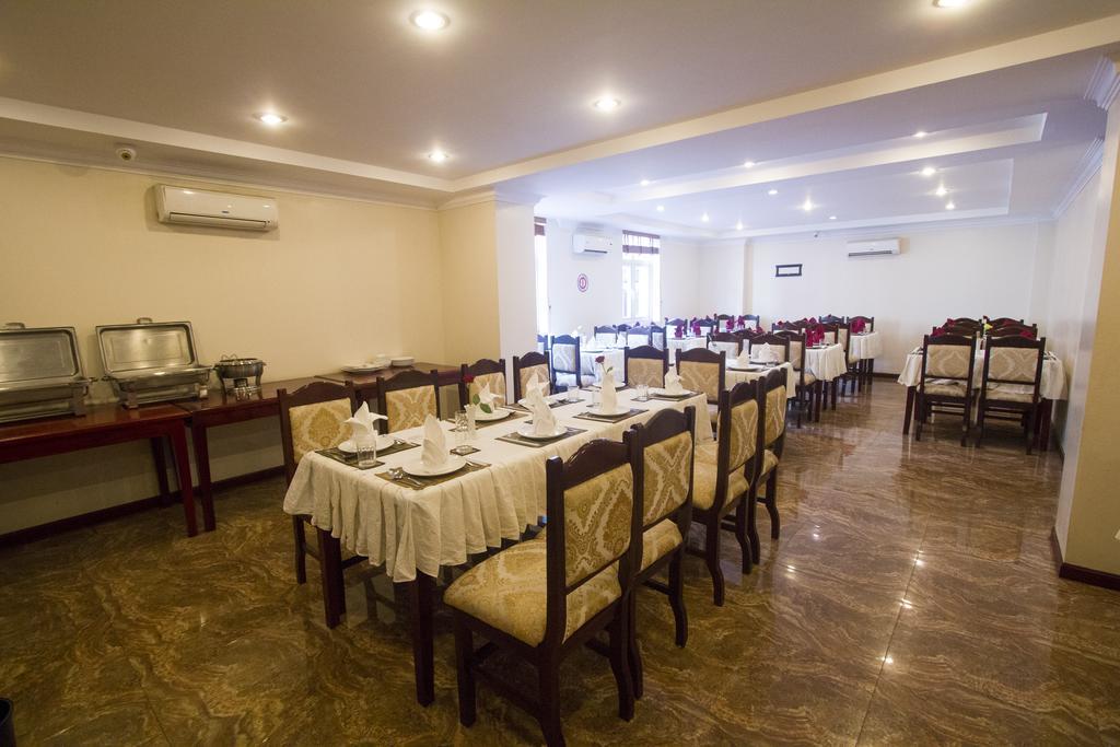 Good Luck Day Hotel & Apartment Phnom Penh Esterno foto