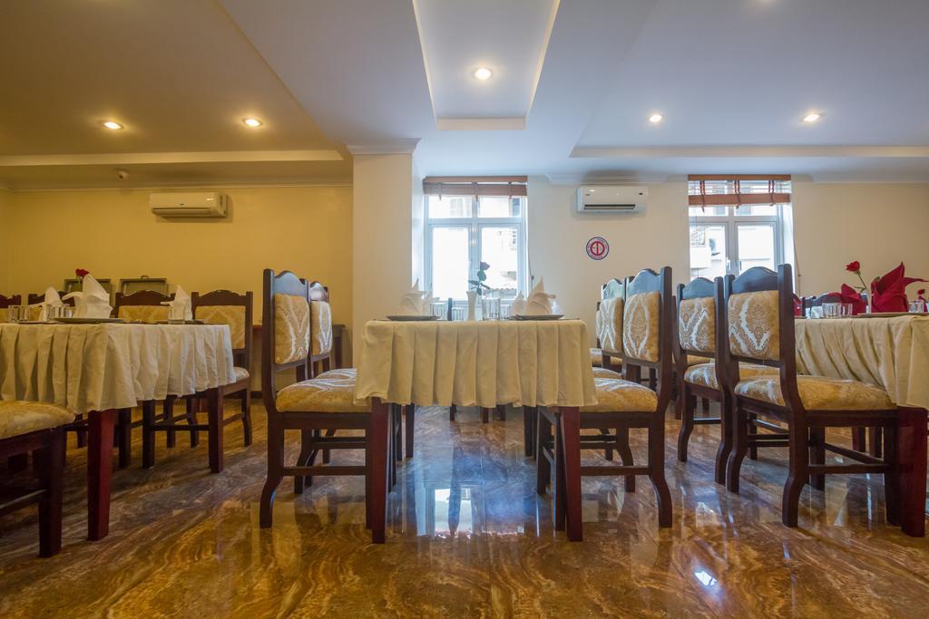 Good Luck Day Hotel & Apartment Phnom Penh Esterno foto