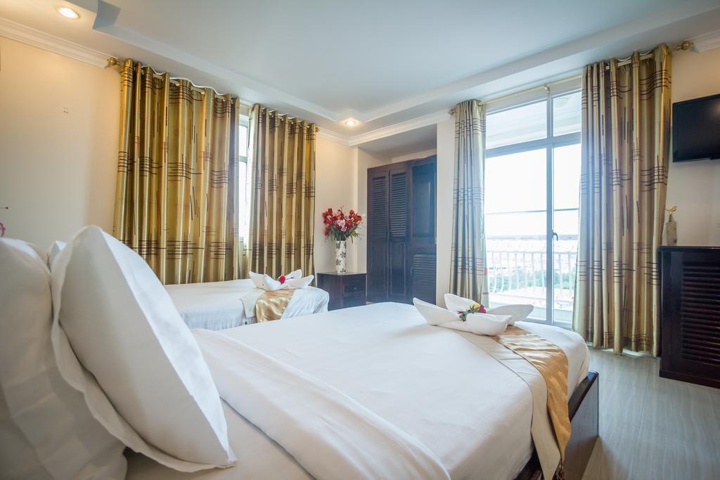 Good Luck Day Hotel & Apartment Phnom Penh Esterno foto