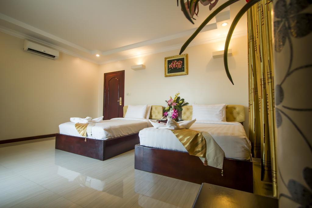 Good Luck Day Hotel & Apartment Phnom Penh Esterno foto