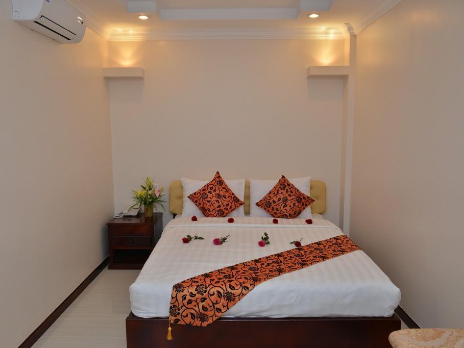 Good Luck Day Hotel & Apartment Phnom Penh Esterno foto
