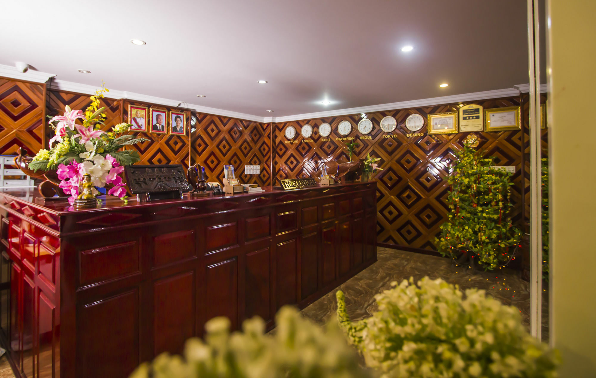Good Luck Day Hotel & Apartment Phnom Penh Esterno foto