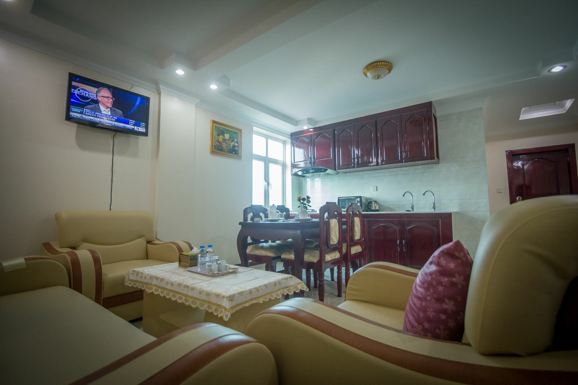 Good Luck Day Hotel & Apartment Phnom Penh Esterno foto