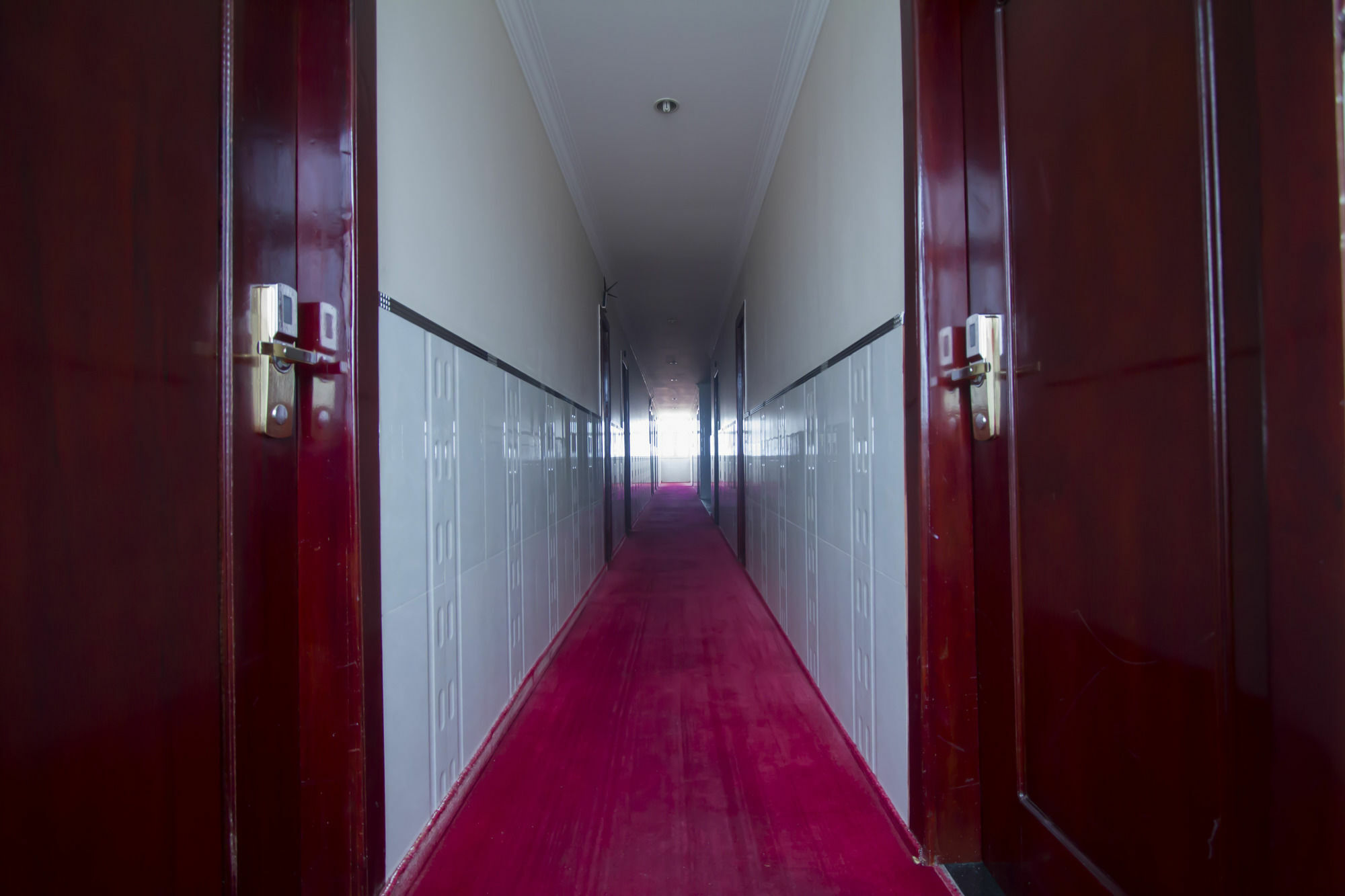 Good Luck Day Hotel & Apartment Phnom Penh Esterno foto