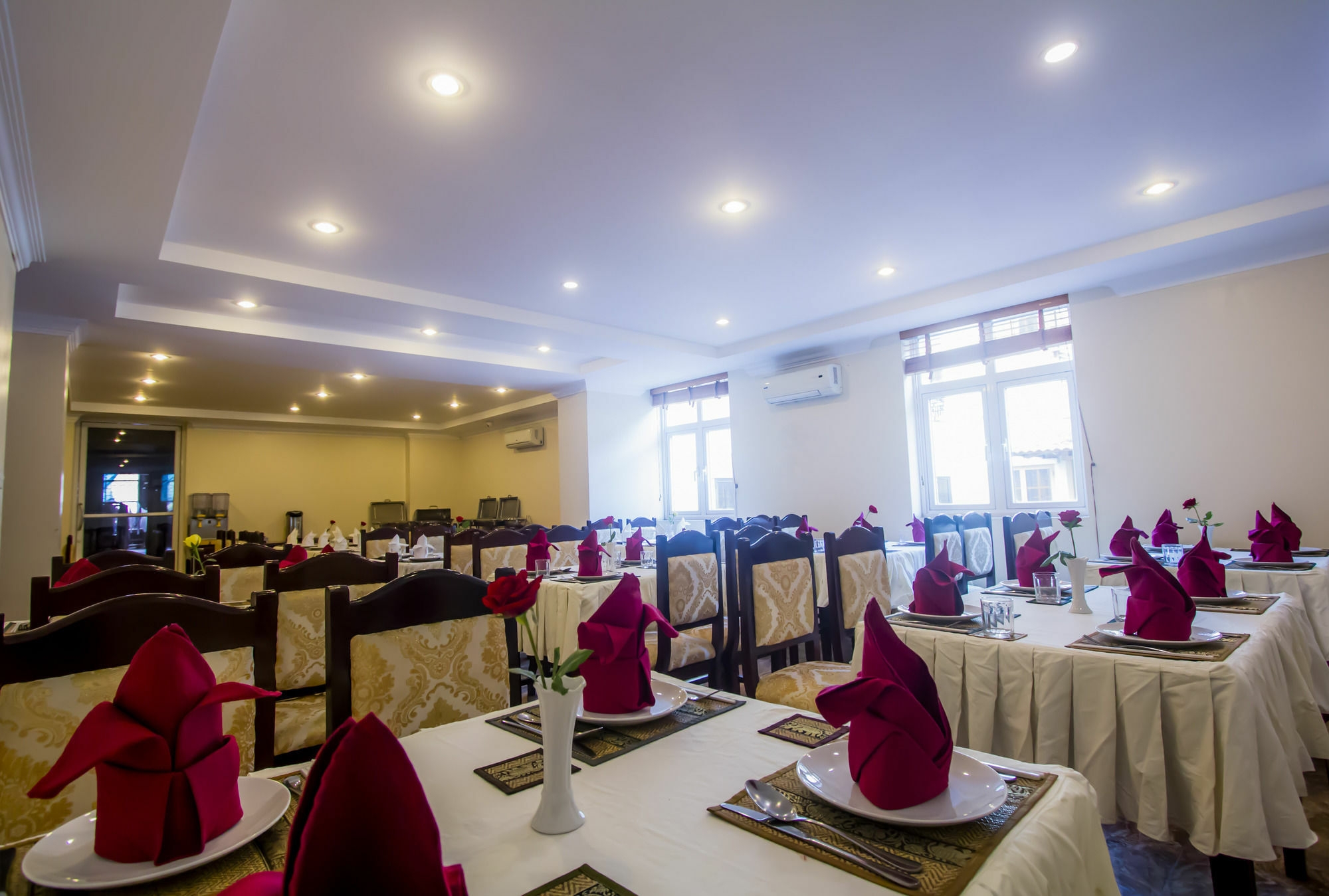 Good Luck Day Hotel & Apartment Phnom Penh Esterno foto
